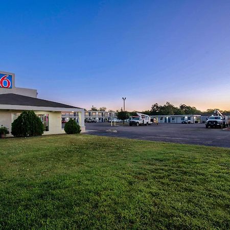 Motel 6-Sulphur Springs, Tx ภายนอก รูปภาพ