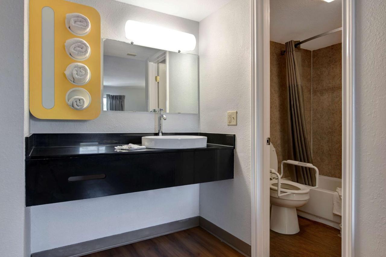 Motel 6-Sulphur Springs, Tx ภายนอก รูปภาพ