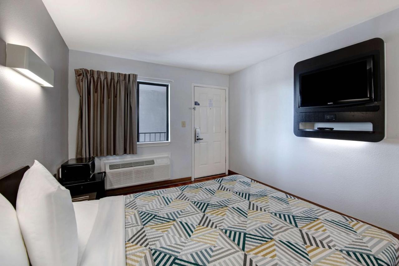 Motel 6-Sulphur Springs, Tx ภายนอก รูปภาพ
